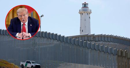Trump kazał pomalować płot na granicy z Meksykiem. Ma w tym swój cel