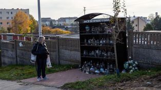 Do czego są czerwone pojemniki na cmentarzach? Za niewłaściwe wyrzucenie znicza grozi wysoka kara
