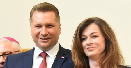 Kim jest żona Przemysława Czarnka? Nie każdy wie, czym się zajmuje