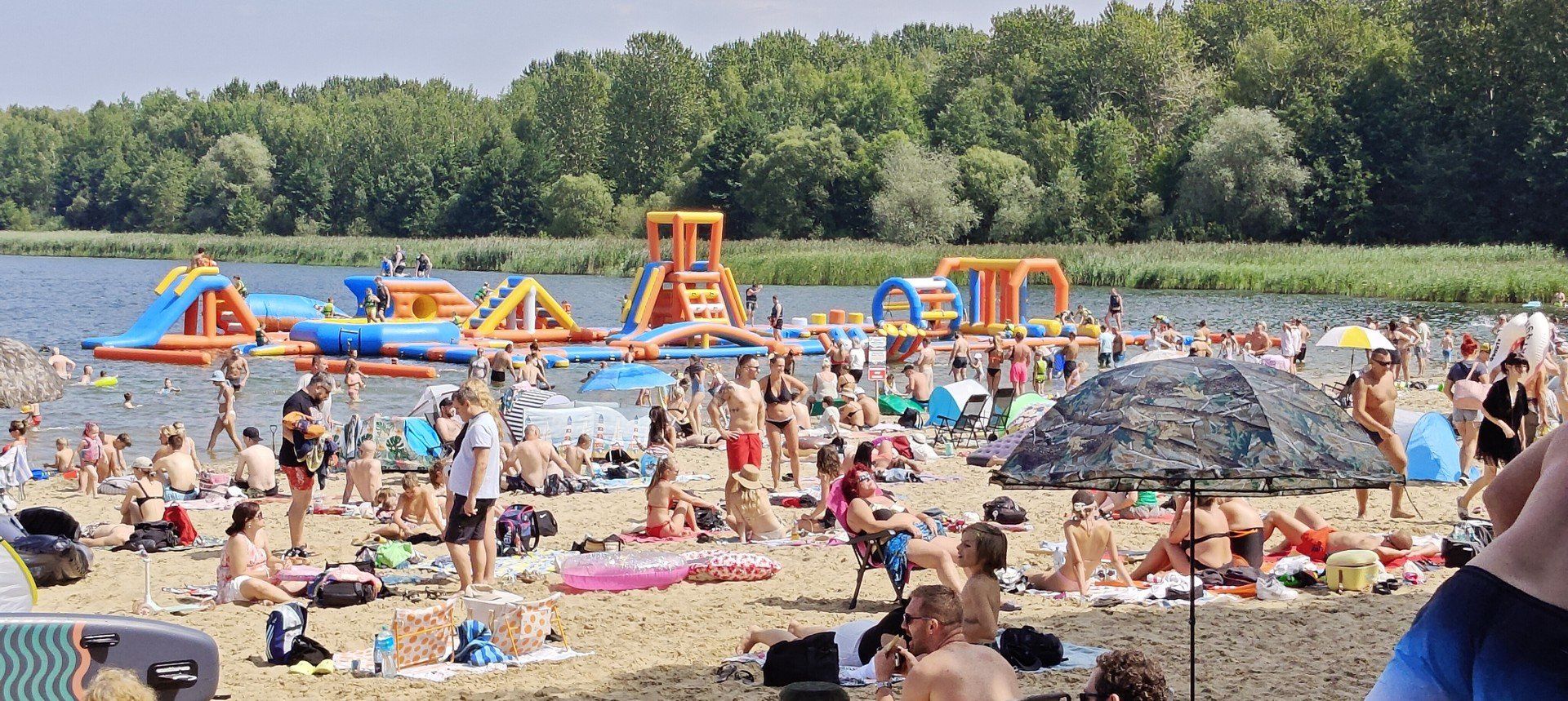 Pogoria II kolejny już raz oblegana przez plażowiczów z całego regionu