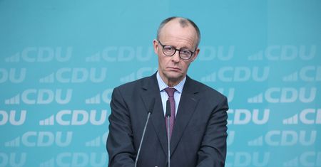 2500 euro emerytury w Niemczech? Przyszły kanclerz proponuje reformę systemu