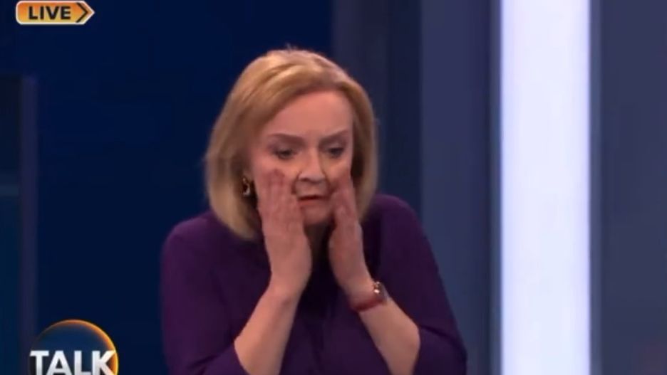 Liz Truss przerwała wystąpienie na żywo