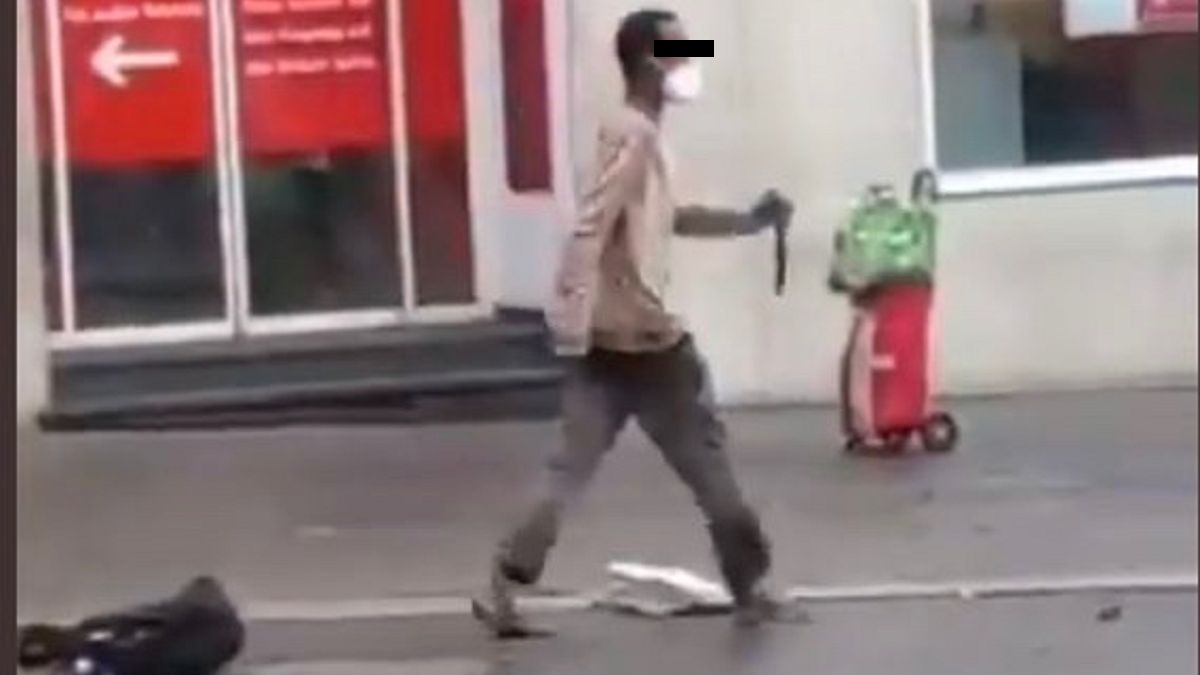 Napastnik zaatakował ludzi w centrum miasta