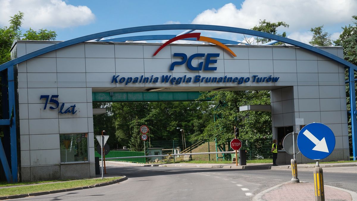 PGE Kopalnia i Elektrownia Tur�w
17.06.2022 Bogatynia  , PGE Kopalnia Wegla Brunatnego Turow fot. P.Dziurman/REPORTER
PIOTR DZIURMAN/REPORTER