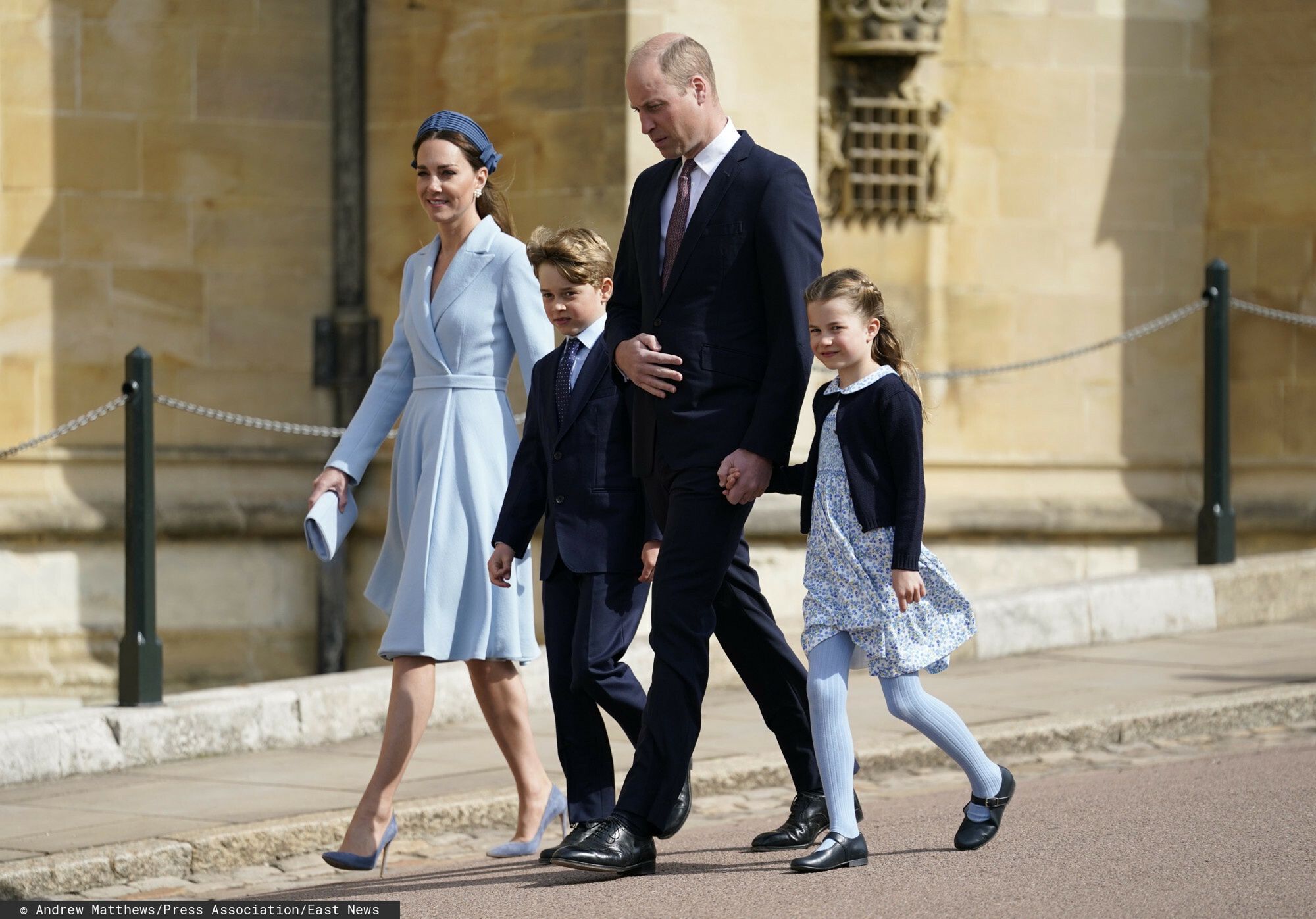 Zdj?cia roku 2022 - PA
PA REVIEW OF THE YEAR 2022 File photo dated 17/04/22 - The Duke and Duchess of Cambridge with Prince George and Princess Charlotte attending the Easter Mattins Service at St George's Chapel at Windsor Castle in Berkshire. Issue date: Tuesday December 20, 2022.
Andrew Matthews