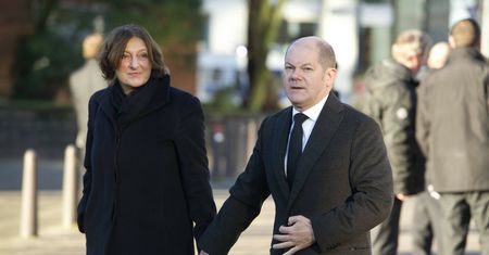 Żona kanclerza Scholza rezygnuje. Chodzi o politykę