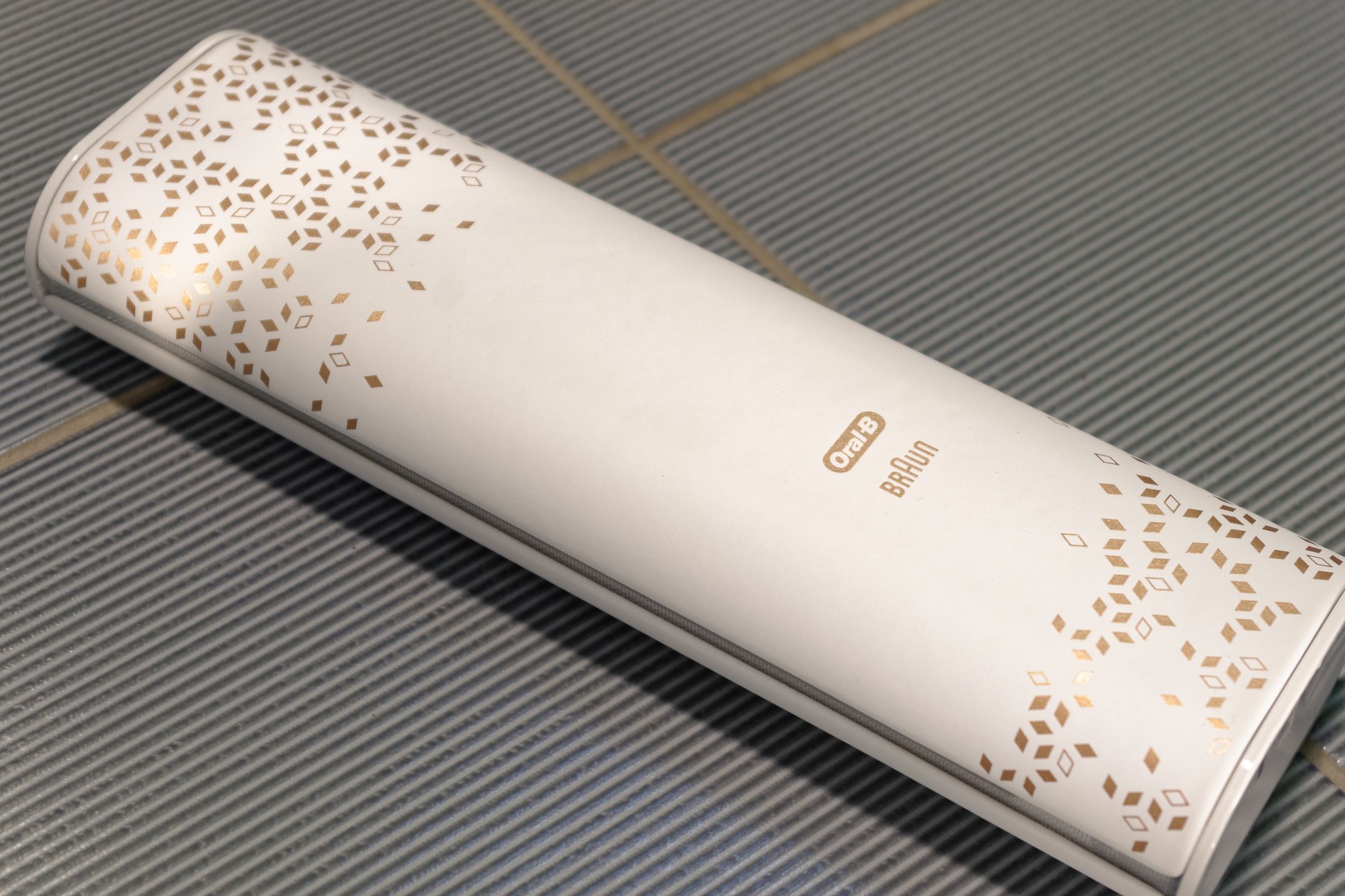 Oral-B Genius 9000 – świetna szczoteczka, która nauczy cię myć zęby 20