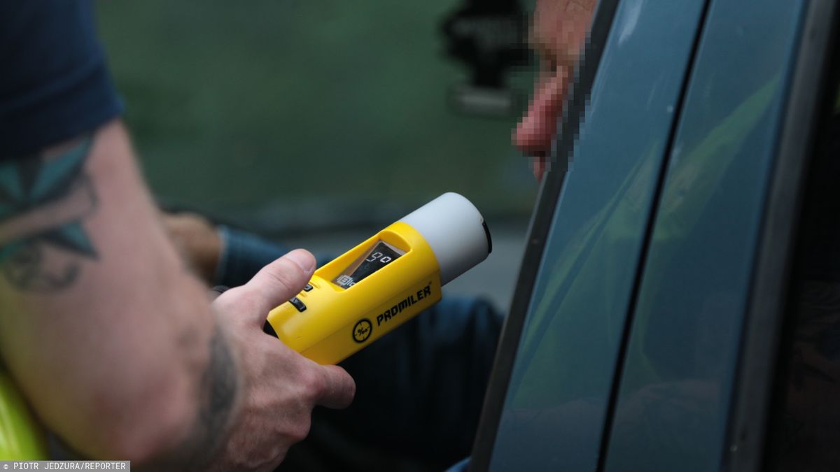 Dwaj pijani kierowcy staną teraz przed sądem.