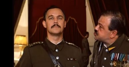 Pułkownik Kwiatkowski podbił serca Polaków. Jak dobrze znasz ten film?