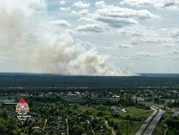 Pożar na poligonie w Toruniu. 80 strażaków w akcji