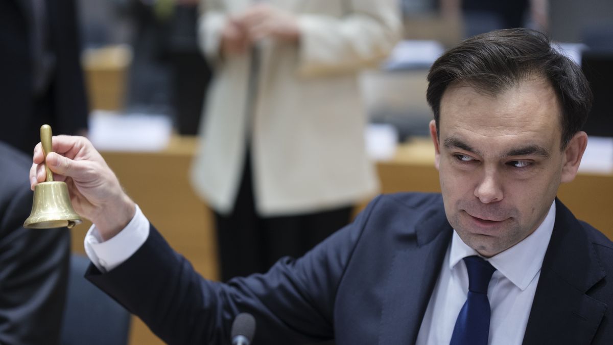 BRUSSELS, BELGIUM - JANUARY 21: Polish Minister of Finance Andrzej Domanski is calling his colleagues prior the start of an EcoFin Ministers meeting in the Europa, the EU Council headquarter on January 21, 2025 in Brussels, Belgium. Ministers will have the opportunity to engage in a policy debate on ensuring a globally competitive business environment in Europe through simplification, decluttering and regulatory burden reduction. Ministers will be invited to provide input to the Commission on its planned proposal for an 'Omnibus Regulation' that aims at streamlining and reducing regulatory burden on businesses. Ministers will exchange views on the state of play of the economic and financial impact of Russia's aggression against Ukraine, based on an update by the Commission. (Photo by Thierry Monasse/Getty Images)