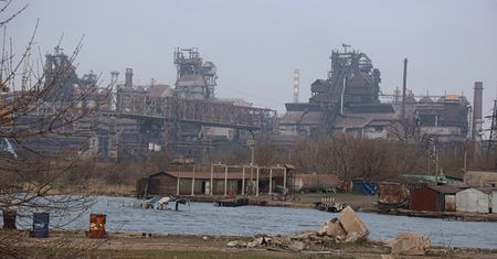 Chcą zdobyć Mariupol za wszelką cenę. Wyślą tam dodatkowe siły