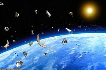 Śmiecimy na orbicie na potęgę. Satelity mają coraz trudniej