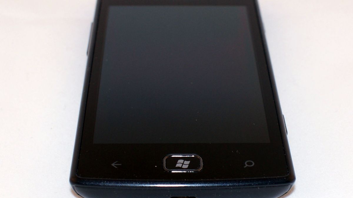 Samsung Omnia W - elegancki Windows Phone [test] 1