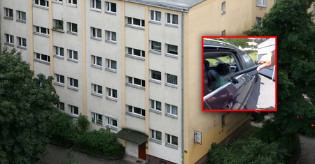 Usłyszeli krzyki mężczyzny dobiegające z auta. Uratowano go w ostatniej chwili