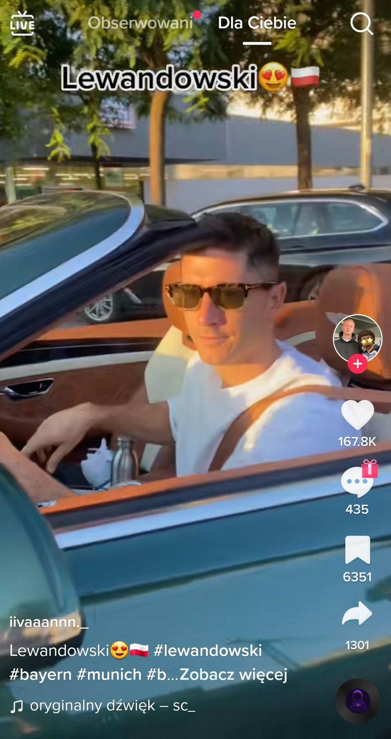 Robert Lewandowski w Bentleyu