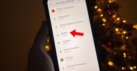 Czy aparat w telefonie cię podgląda? Możesz to łatwo sprawdzić