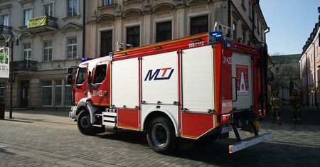 Alarmy bombowe w biurach poselskich i Urzędzie Miasta Lublin. Interweniowali strażacy