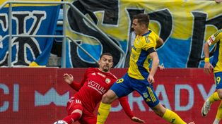 Arka Gdynia lepsza w sparingu od Chojniczanki Chojnice. Koniec zgrupowania w Gniewinie, meczu z Piastem Gliwice nie będzie
