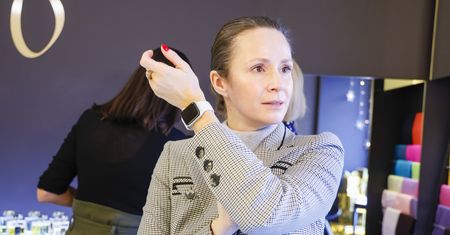 Mrozowską przyłapano z nowym partnerem. Dowiedziała się od córki, że zrobiono im zdjęcia