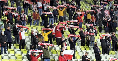 Polska - Bośnia. Koszmarna wpadka gwiazdy rywala. Polscy kibice mają powody do irytacji!