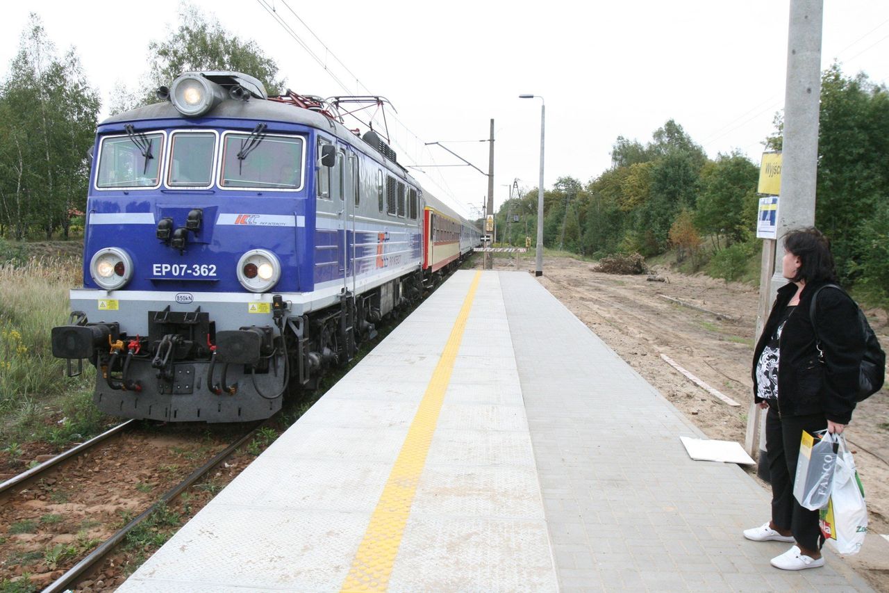 Szybciej na trasie z Rzeszowa do Przemyśla i Medyki. PKP podpisały umowę na modernizację linii