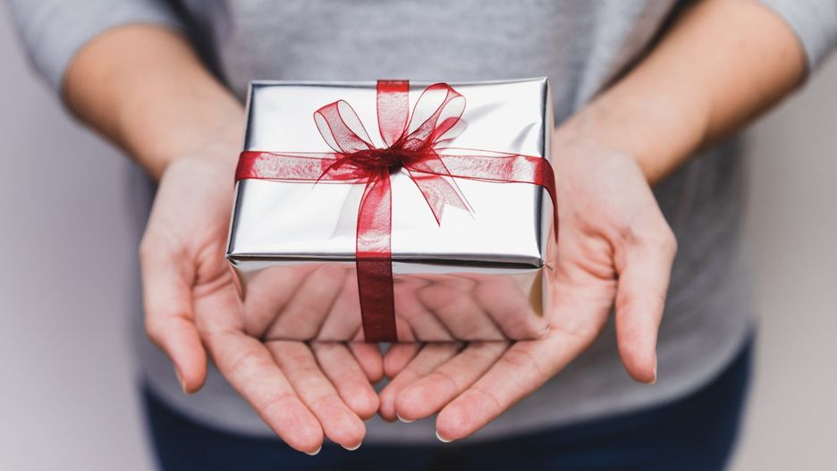 &#34;Serce w Paczce&#34; - MOPR w Słupsku zaprasza szkoły i przedszkola do wspólnej akcji charytatywnej