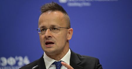 "Oburzający, nie do zaakceptowania atak". Szef MSZ Węgier znów oskarża Kijów
