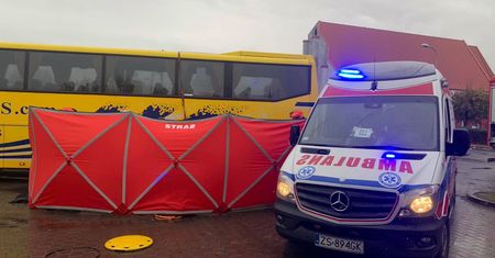 Koszmar w Choszcznie. Rowerzystę znaleźli pod autobusem