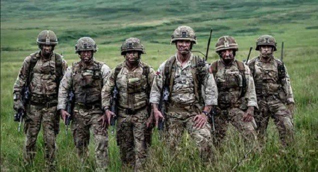 „Paras: jednostka specjalna” w BBC Brit