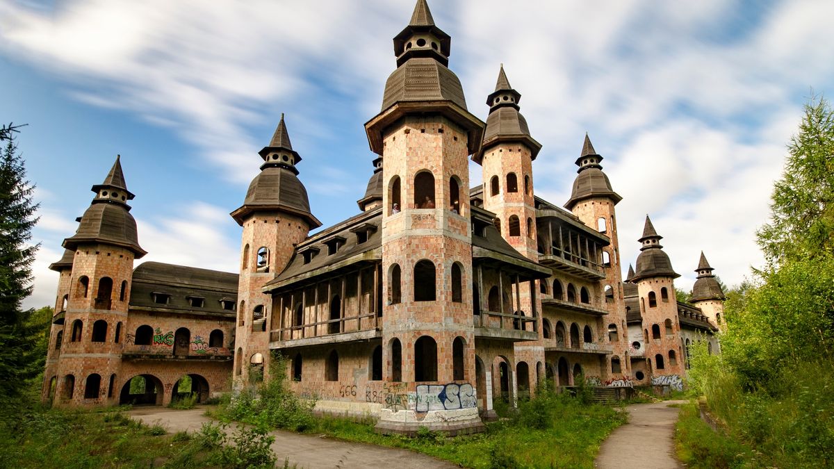 zamek w łapalicach, łapalice