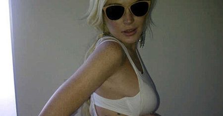 NOWY TATUAŻ Lindsay Lohan!