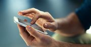 Jak sprawdzić, czy twój smartfon cię podgląda? Wystarczy ten trik