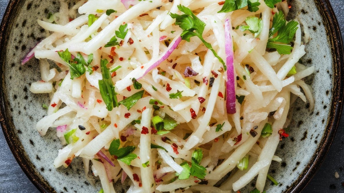 Chłopska surówka z rzepy