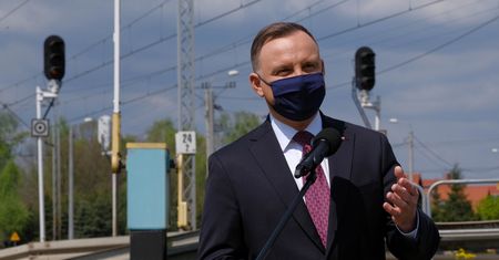 Wybory prezydenckie 2020. Andrzej Duda na temat "przełożenia" wyborów