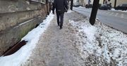 Grudziądz: "Bez soli będzie lodowisko". Ślisko na chodnikach