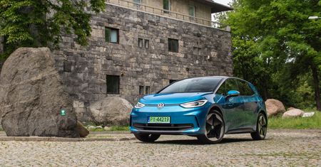 Pierwsza jazda: Volkswagen ID.3 po liftingu - krok bliżej pożądanej formy