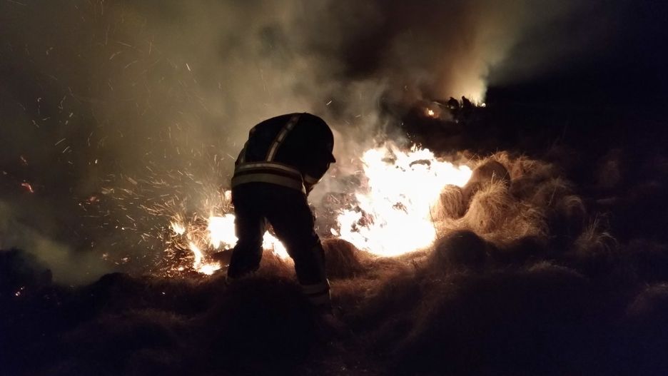 Biebrzański Park Narodowy wciąż płonie. Strażacy liczą na wsparcie 