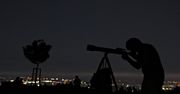 Ostrołęka: Noc Perseidów już 12.08.2025. Na wspólne oglądanie zjawiska zaprasza na plażę miejska prezydent miasta