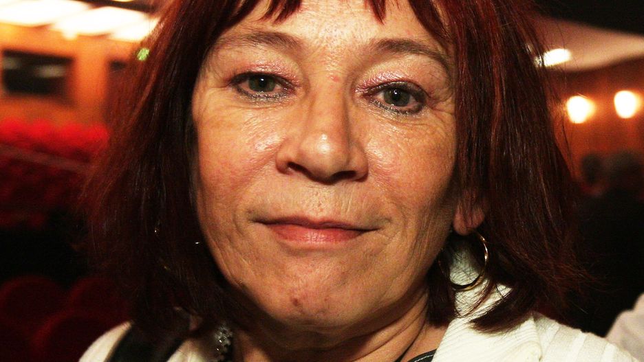 Grażyna Wiśniewska przedstawia prawdę o swoim życiu w książce "Dziewczyna z kieliszkami"