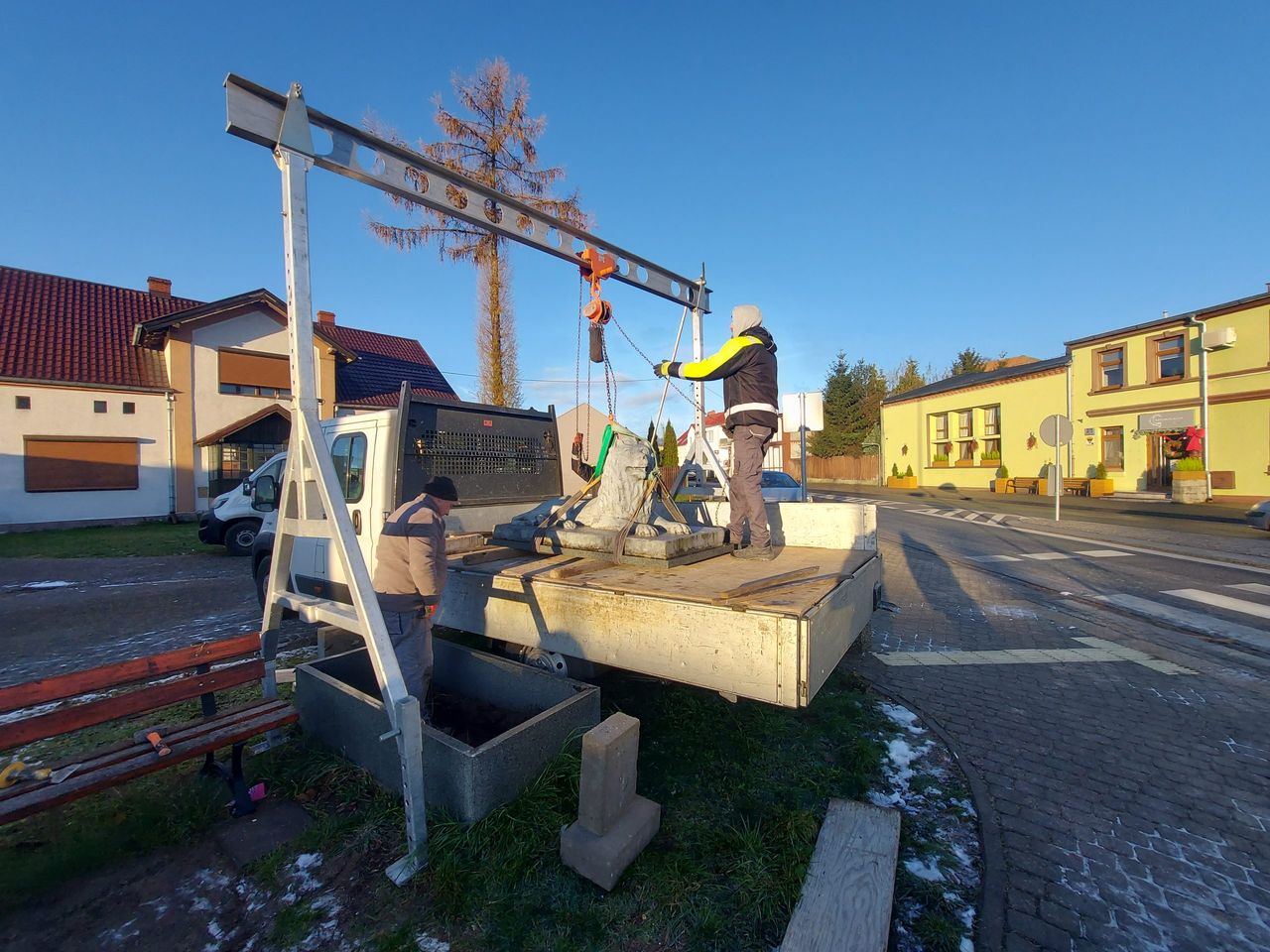 Margonińskie lwy trafią na remont. Wrócą, by dalej strzec ronda