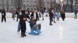Kraków: Lodowisko pod NCK już otwarte. Można pojeździć za darmo
