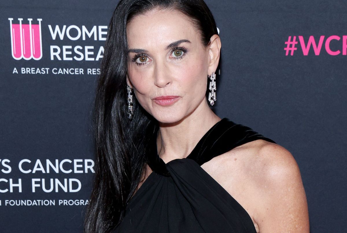 Demi Moore na czerwonym dywanie