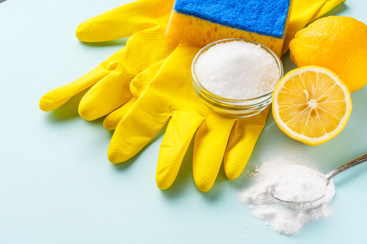 Citric acid and soda alternative cleaning concept
