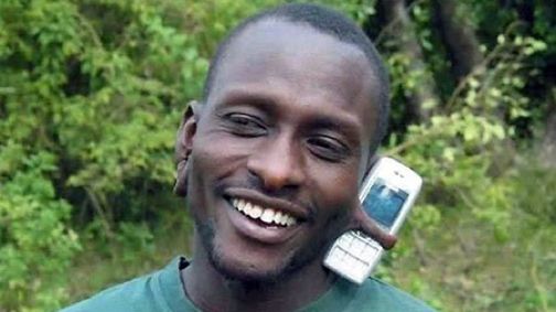 Niezwykłe zastosowania komórki: piercing? 1