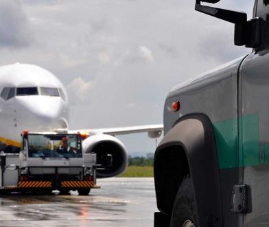 Rzeszów. Palił papierosa przy tankowanym samolocie