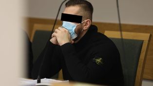 Misiek skazany za handel narkotykami, kierowanie gangiem kiboli i zlecenie pobicia. W tle noże, siekiery, maczety, widły
