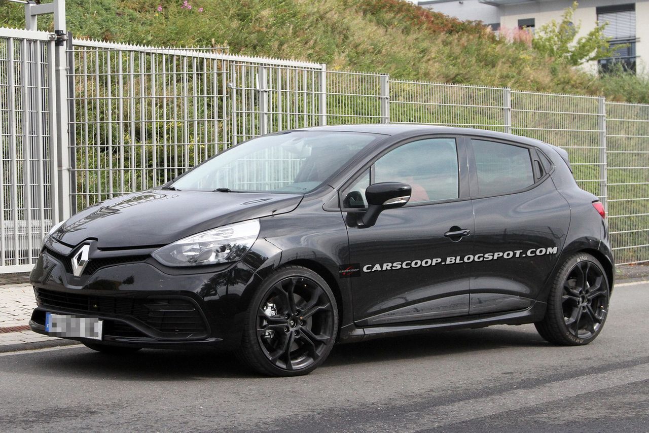 Nowe Renault Clio RS przyłapane bez kamuflażu! [aktualizacja]