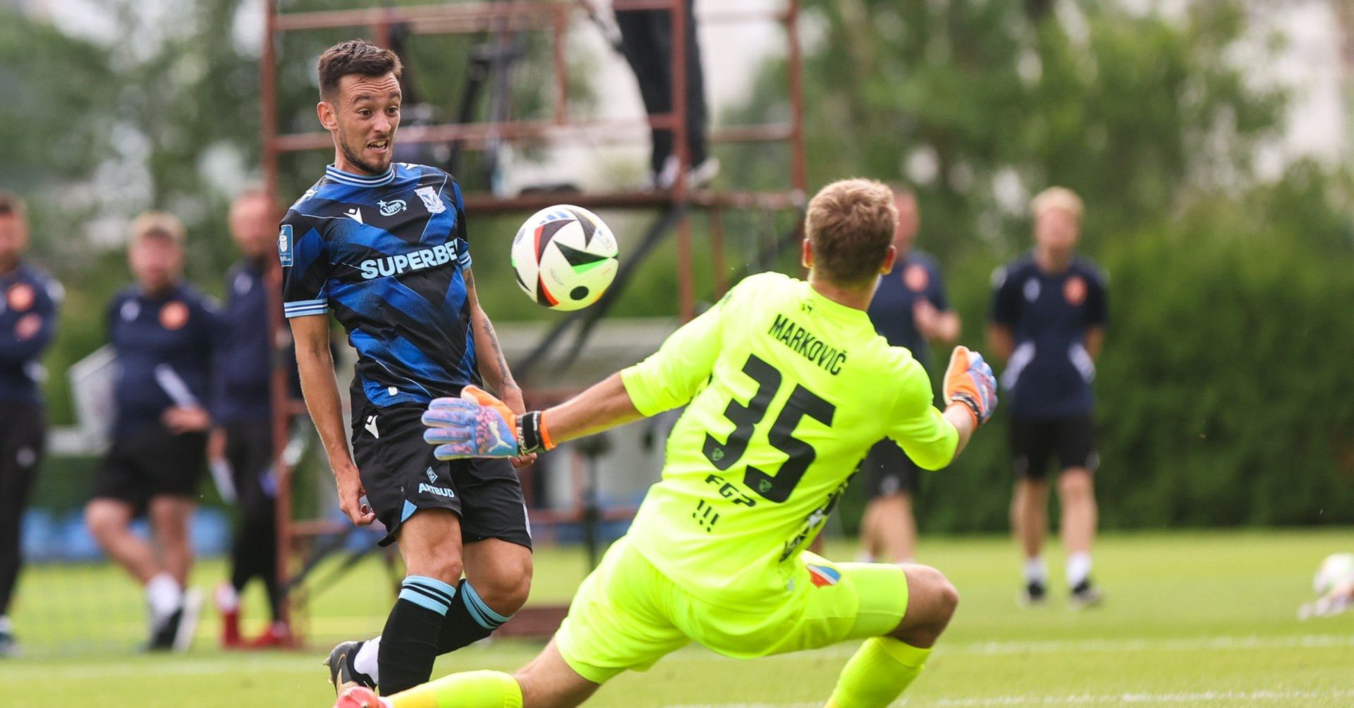 PILKA NOZNA MECZ TOWARZYSKI SPARING LECH POZNAN - BANIK OSTRAVA