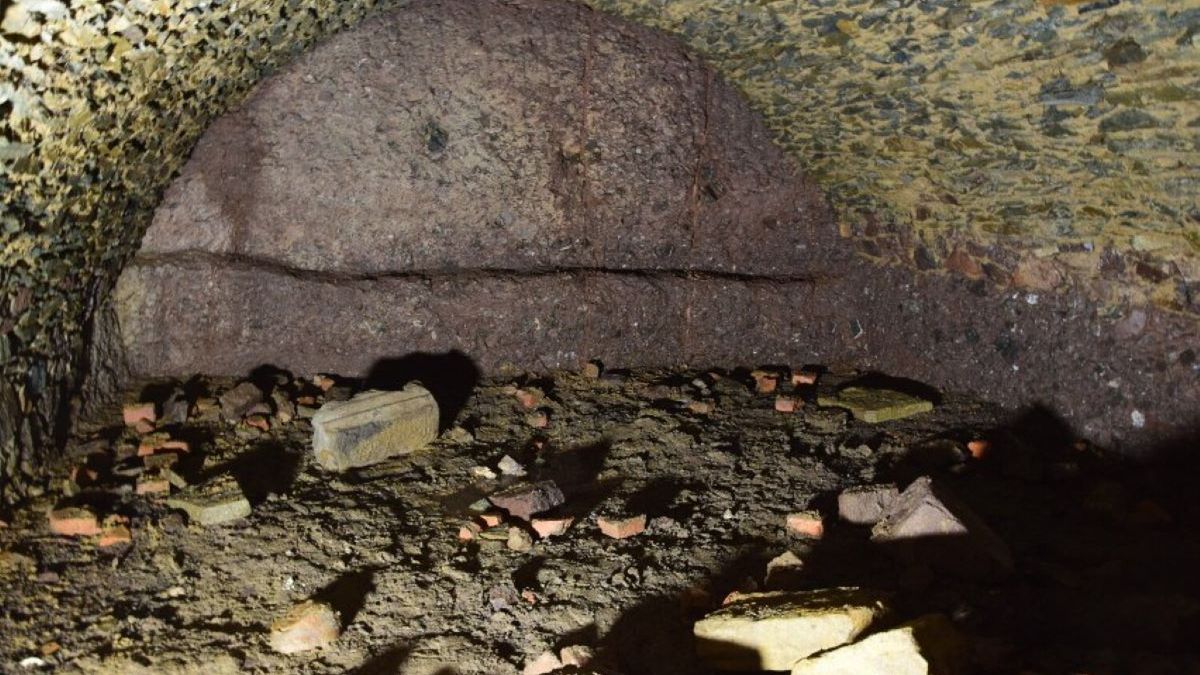 Archeolodzy odkryli nieznaną dotąd piwnicę 